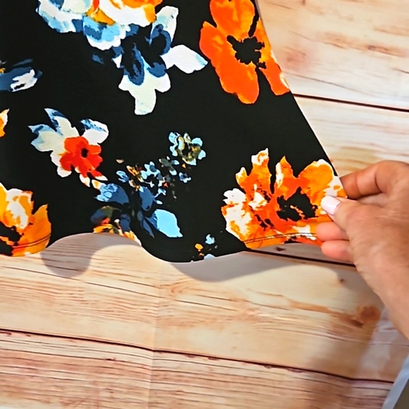 NWOT "DEREK🩶HEART" FLORAL SUMMER RACERBACK SLEEVELESS DRESS! ~LARGE - Picture 3 of 9